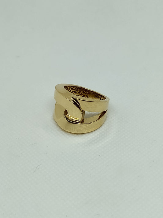 Anello intrecciato a scalare