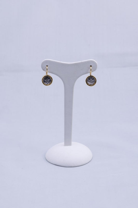 Two-tone pendant florin earrings