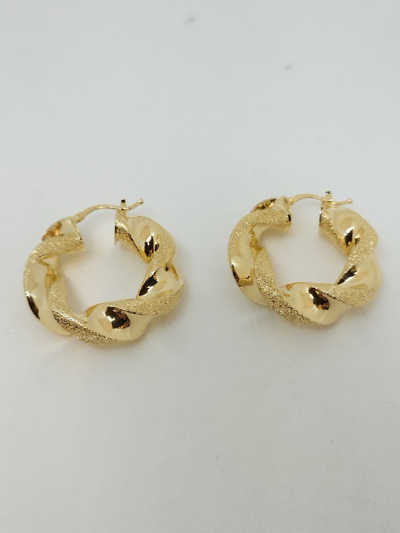 Frosted hoop earrings