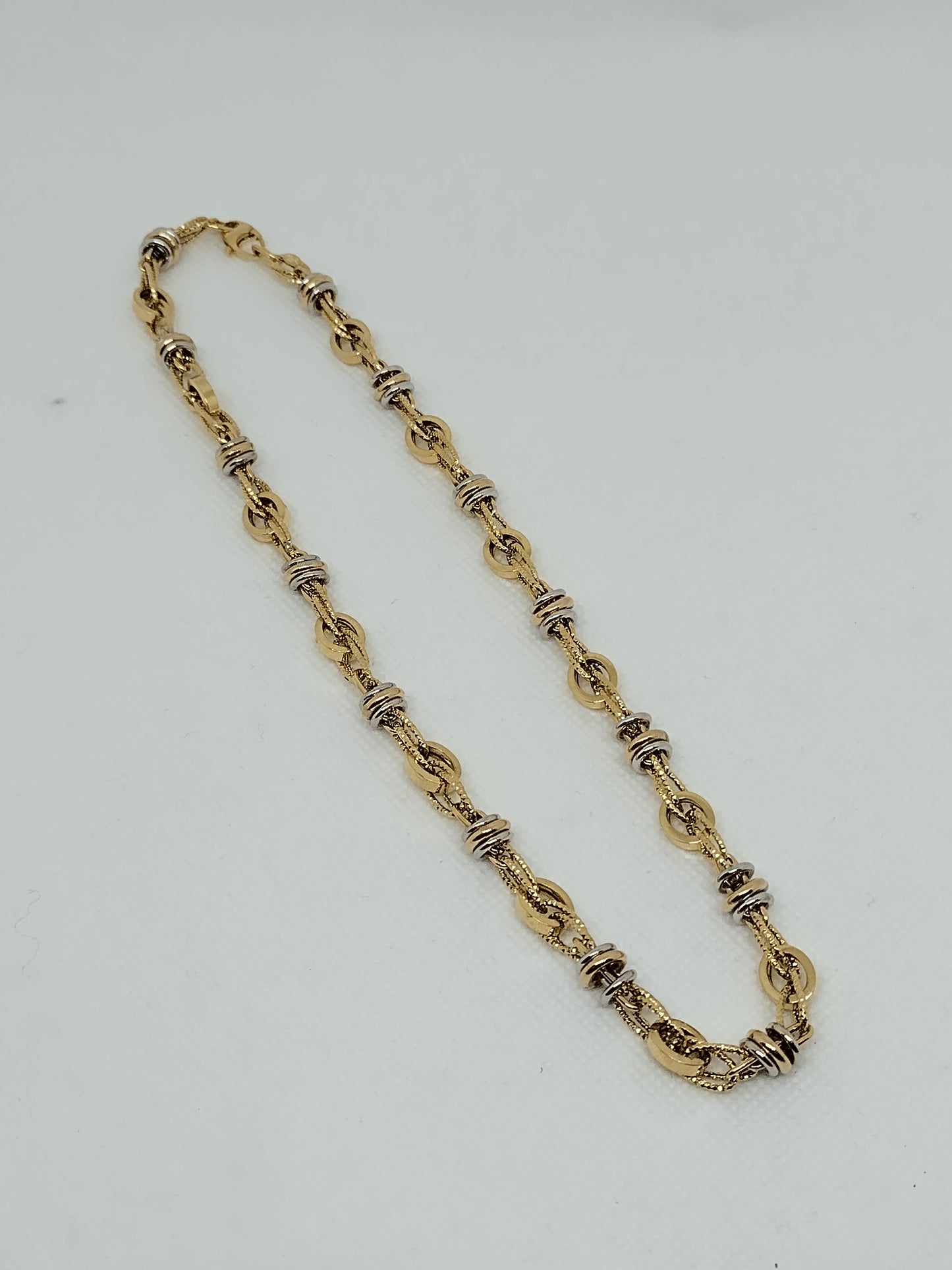 Collana martellata tre colori